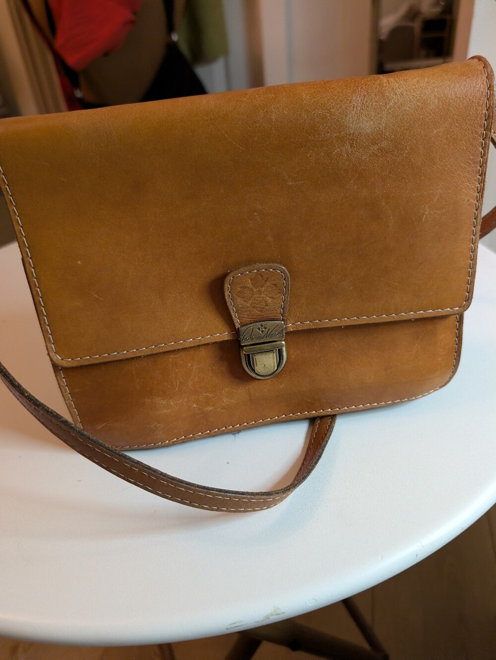 Patricia Nash Lanza Crossbody - classic style